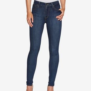 EUC Levi stretch skin jeans, 29x 31. Levi’s 721 high rise